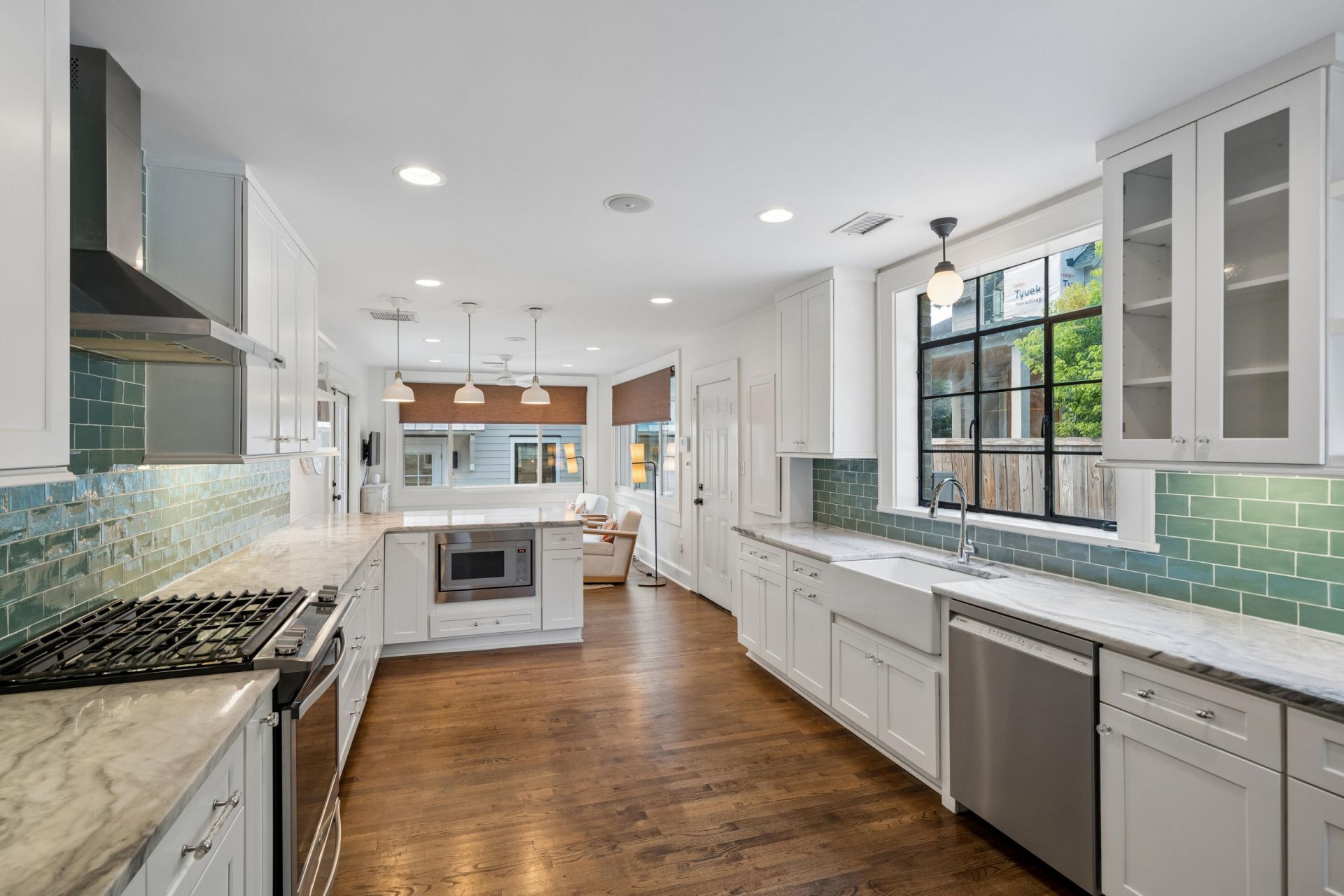 25 Piedmont Avenue Photo 8