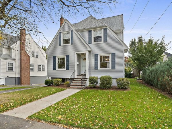 6 Rowe St, Milton, MA 02186