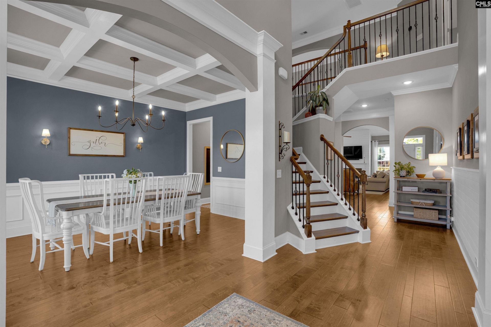 70 Wynterhall Court Photo 14