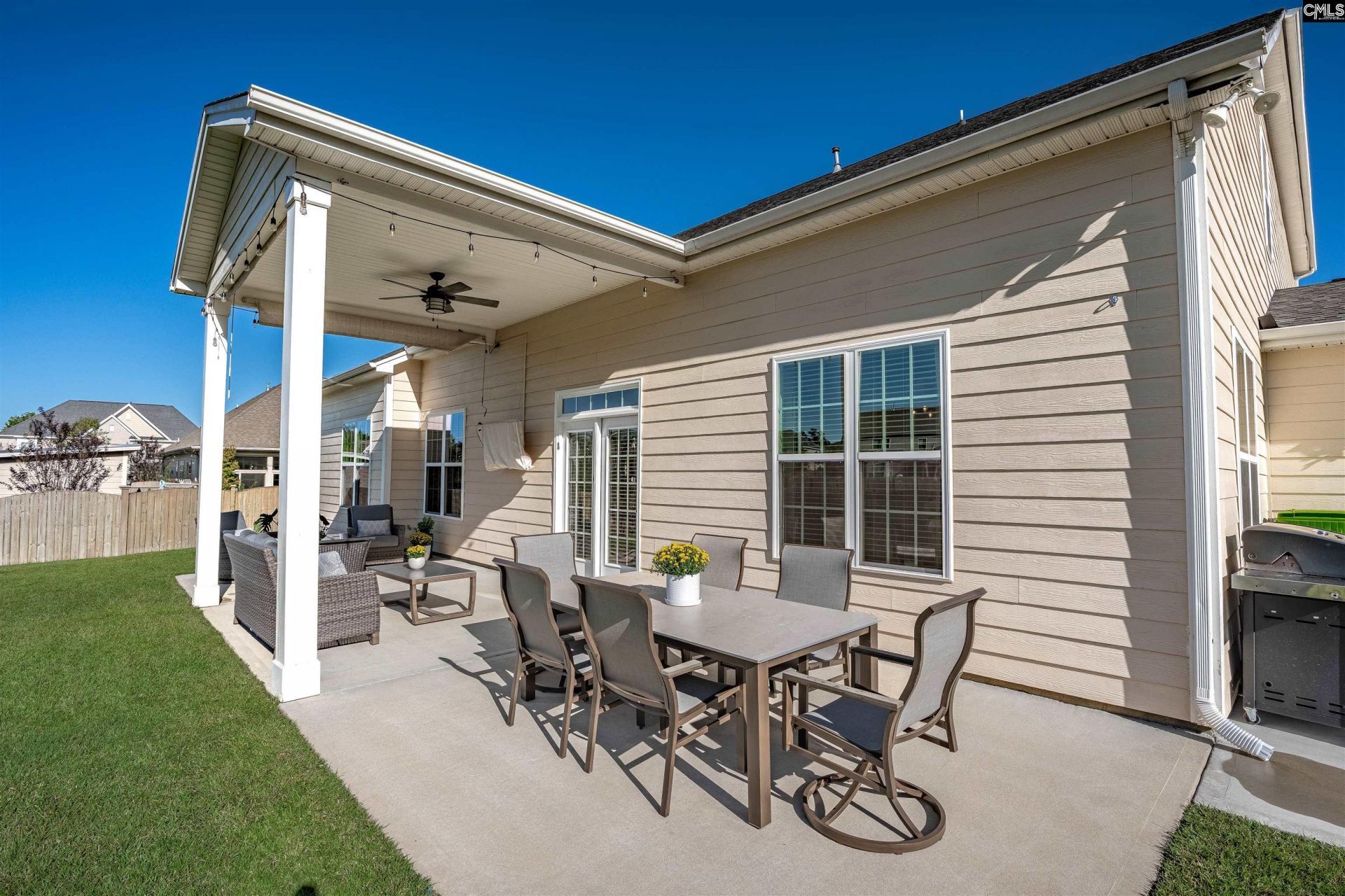 70 Wynterhall Court  Photo 61