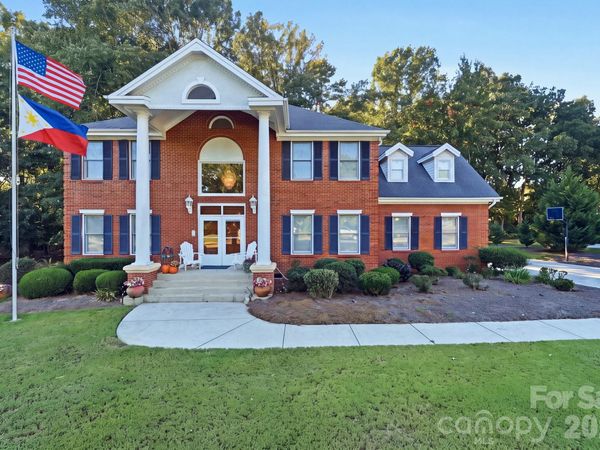 1121 Hillshire Meadow Drive, Matthews, NC 28105