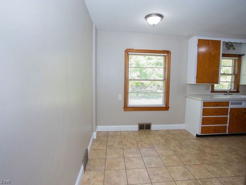 738 Orlo Lane, Boardman, OH 44512 Photo 11
