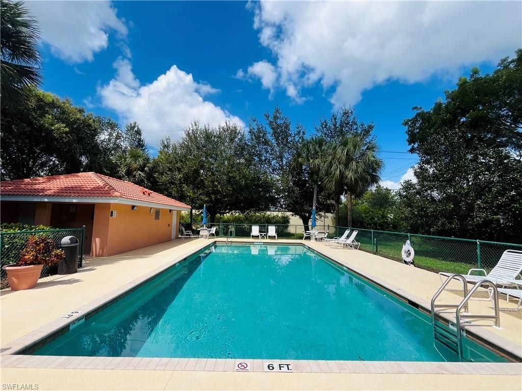6750 Beach Resort Dr , Unit 10, Naples, FL 34114 Photo