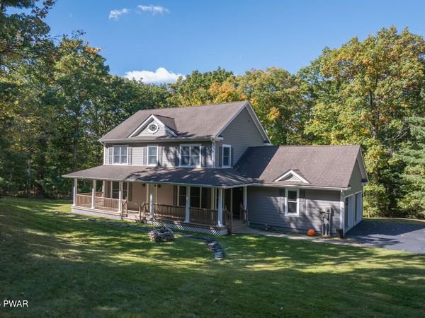 169 Kinsale Lane , Dingmans Ferry, PA 18328