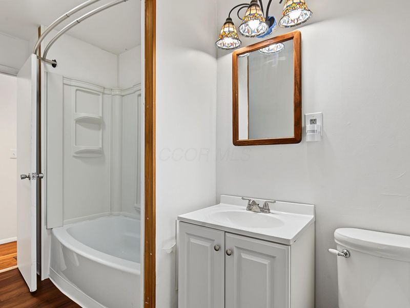 3827 Wade Road, Columbus, OH 43232 Photo 13