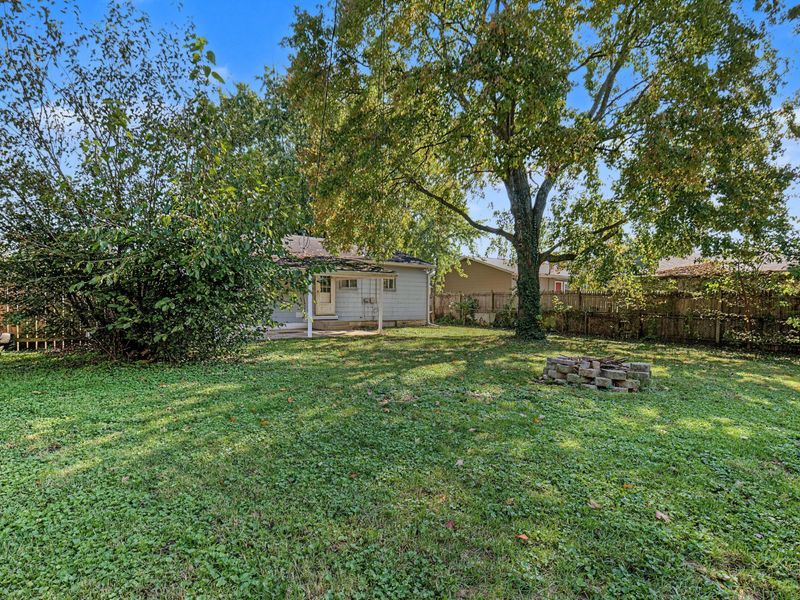 3827 Wade Road, Columbus, OH 43232 Photo 27