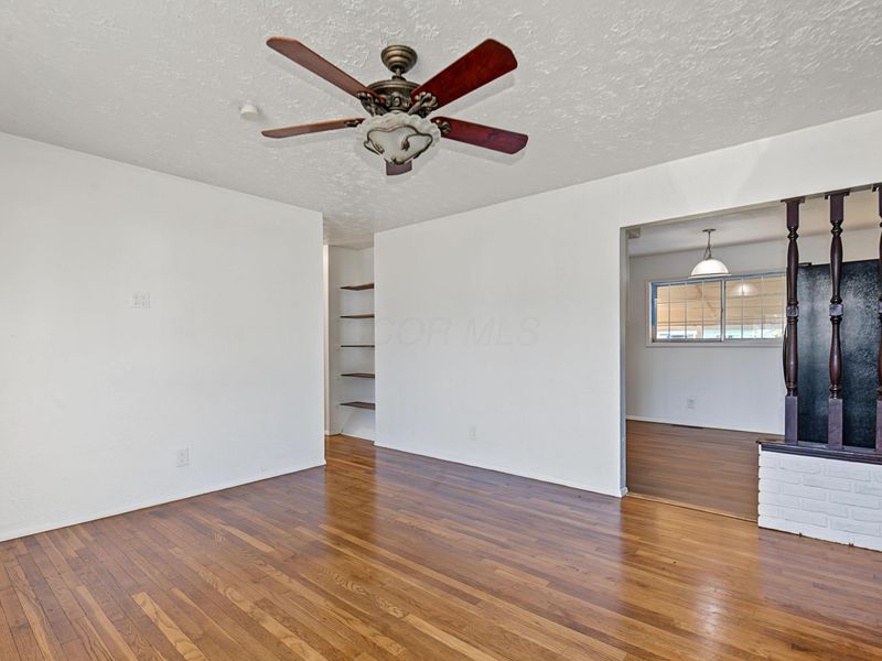 3827 Wade Road, Columbus, OH 43232 Photo 3