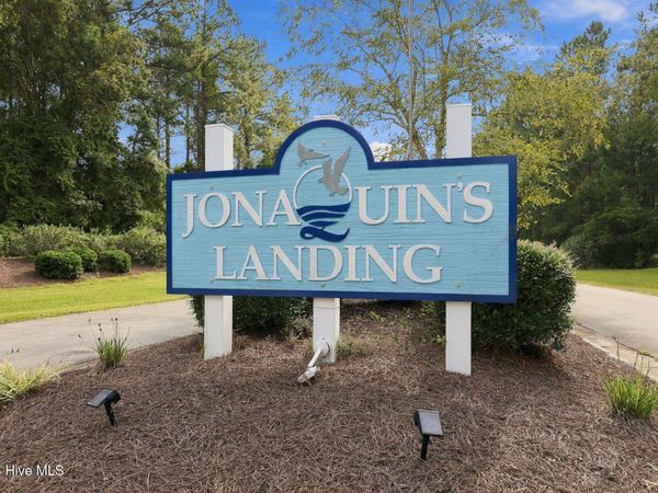 101 Cummins Creek Road , Beaufort, NC 28516