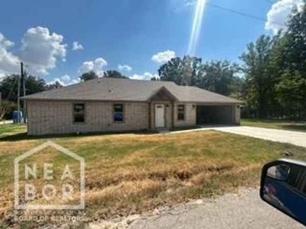 201 Barnett, Brookland, AR 72417