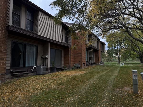 1651 W Edgerton AVENUE, Unit H, Milwaukee, WI 53221