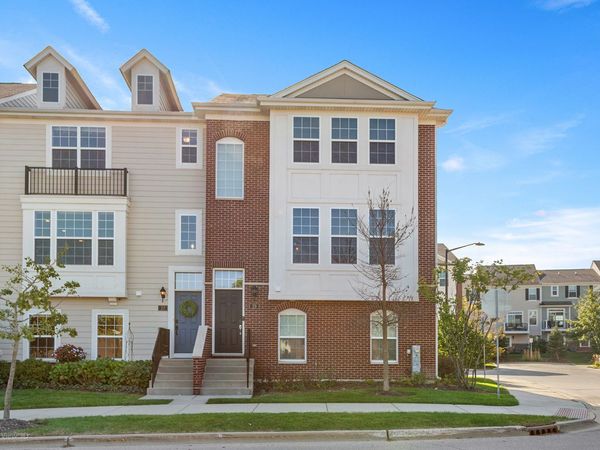 27 Bethel Lane , Schaumburg, IL 60194