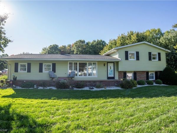 4831 Leona Avenue SW, Navarre, OH 44662