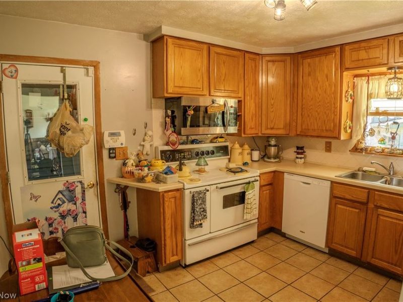 4831 Leona Avenue SW, Navarre, OH 44662 Photo 6