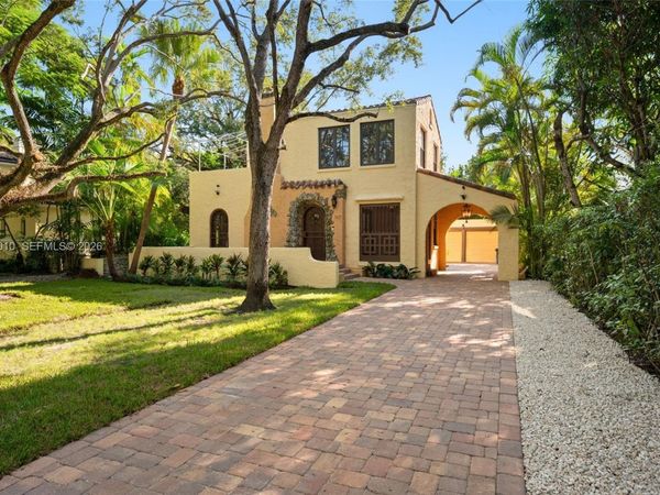 3413 Banos Ct , Miami, FL 33134