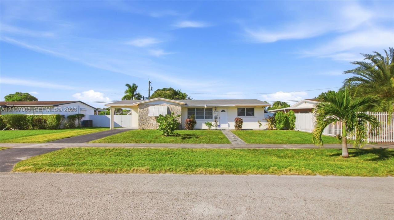 15405 SW 298th Ter, Homestead, FL 33033 Photo