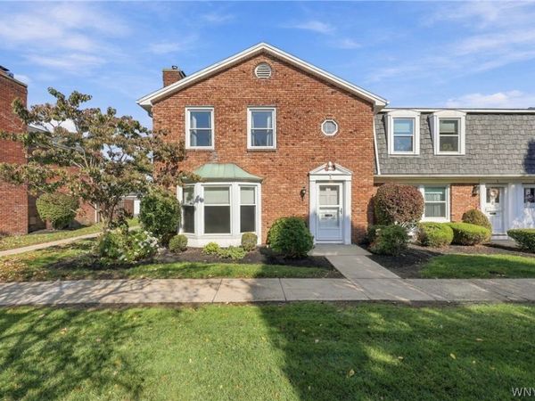 85 Oakbrook Drive , Unit L, Williamsville, NY 14221