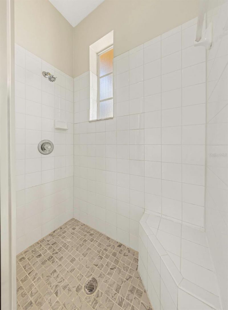 612 105th Terrace N, Saint Petersburg, FL 33716 Photo