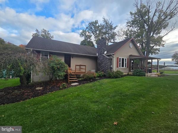 2260 S GALEN HALL ROAD, REINHOLDS, PA 17569
