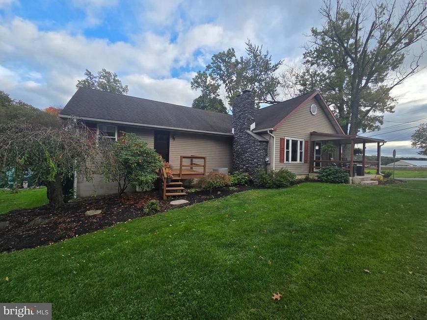 2260 S Galen Hall Road, Reinholds, PA 17569 Main Photo