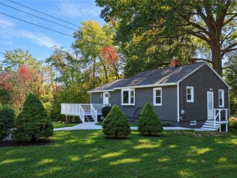 1714 Woods Road, Akron, OH 44306 Photo 4