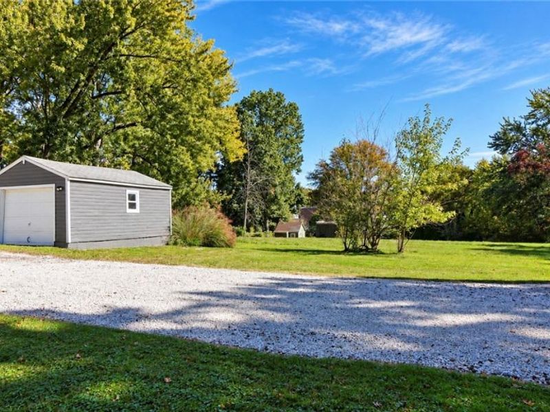 1714 Woods Road, Akron, OH 44306 Photo 9