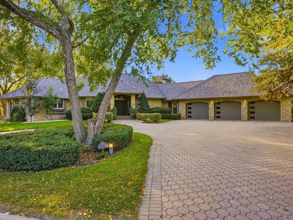 818 Mayflower Court , Northfield, MN 55057