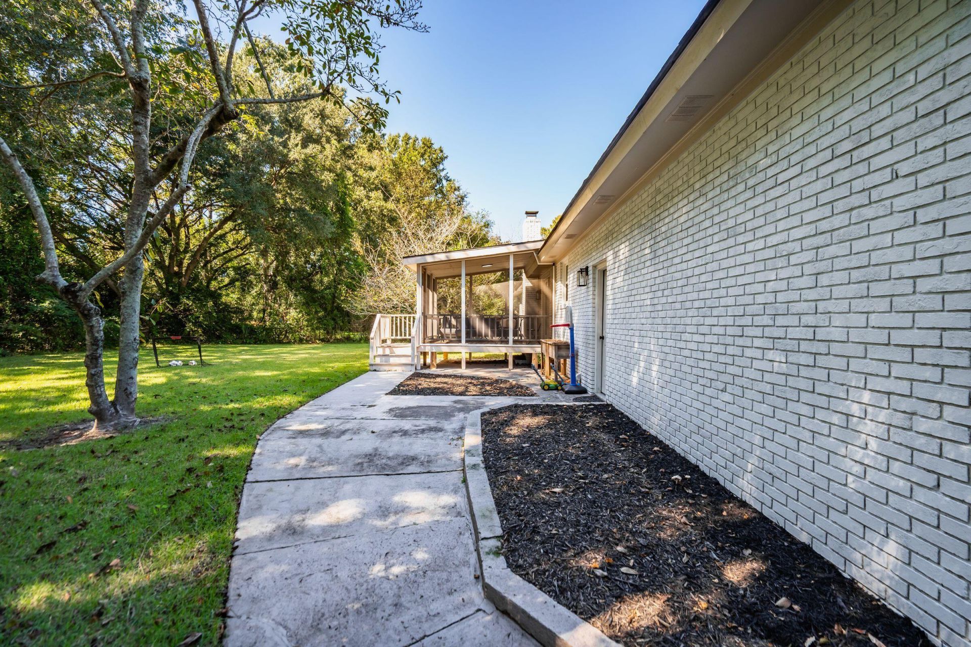 1854 Ashley Hall Road Photo 43