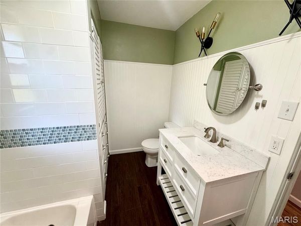 2131 Hill Crest Drive, Highland, IL 62249