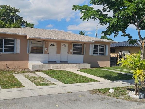 460 NW 25th Ct, Unit 460, Miami, FL 33125