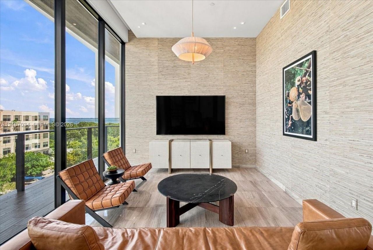 3581 E Glencoe St , Unit 605, Coconut Grove, FL 33133 Photo