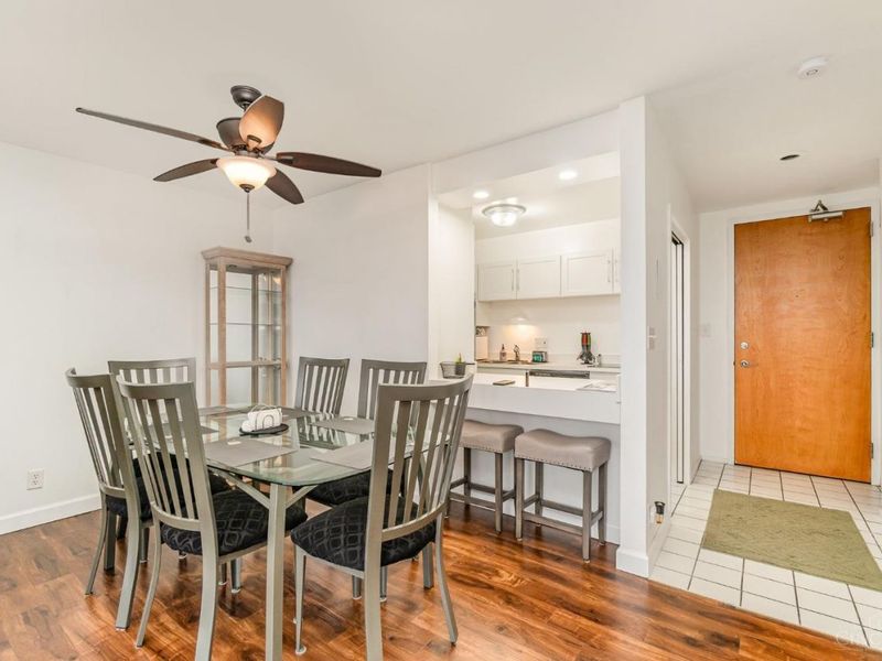 810 Matson Place, Cincinnati, OH 45204 Photo 4