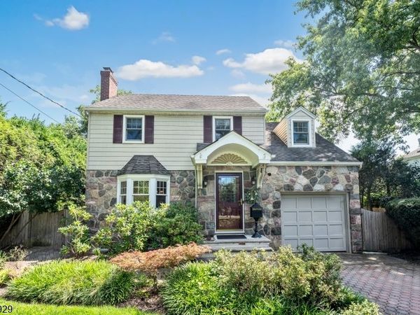 251 Rose Ct, Ridgewood, NJ 07450