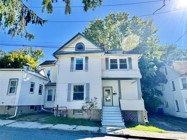 4 Harding Street , Middletown, NY 10940