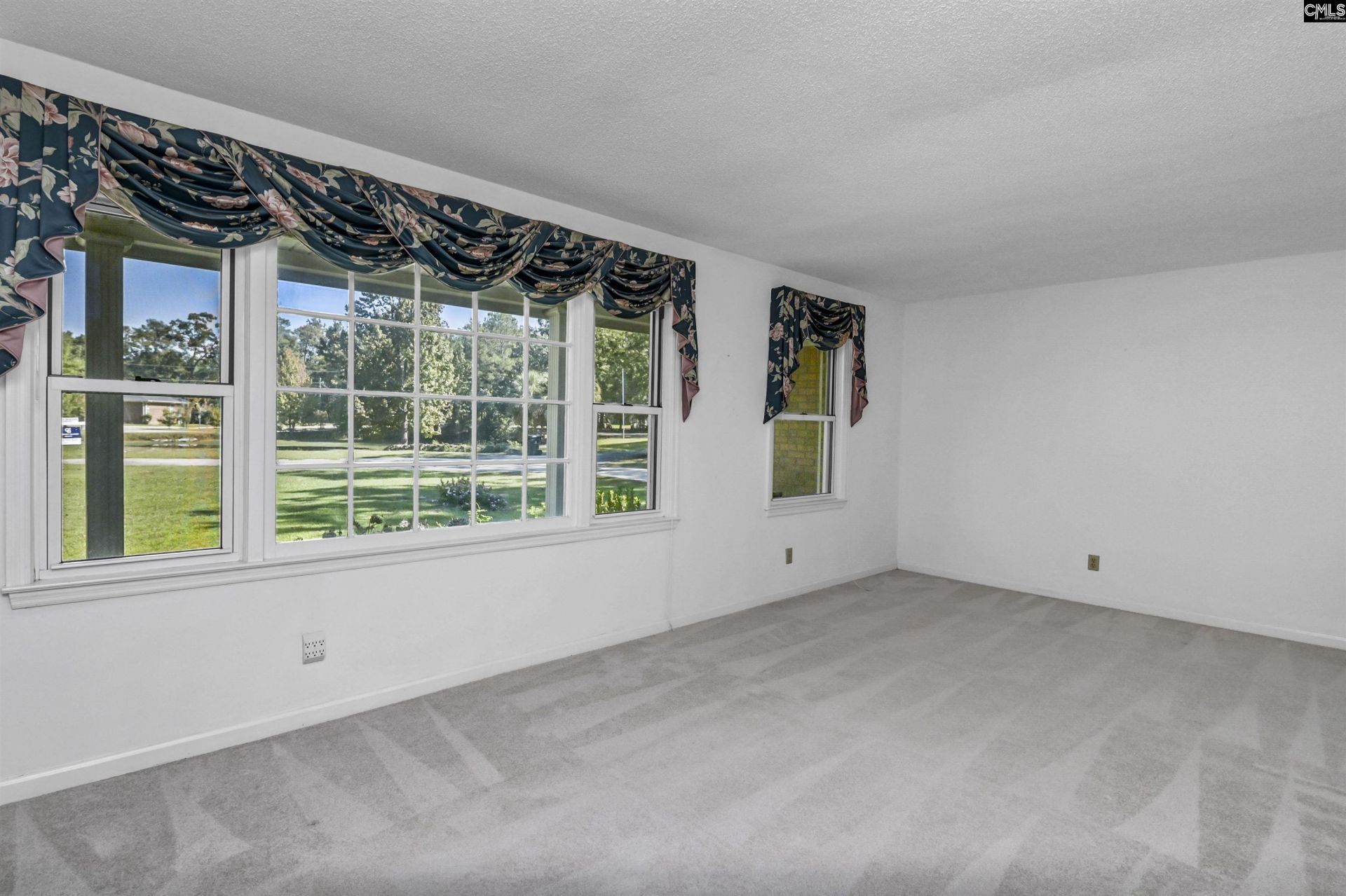 2391 Klapman Road Photo 6