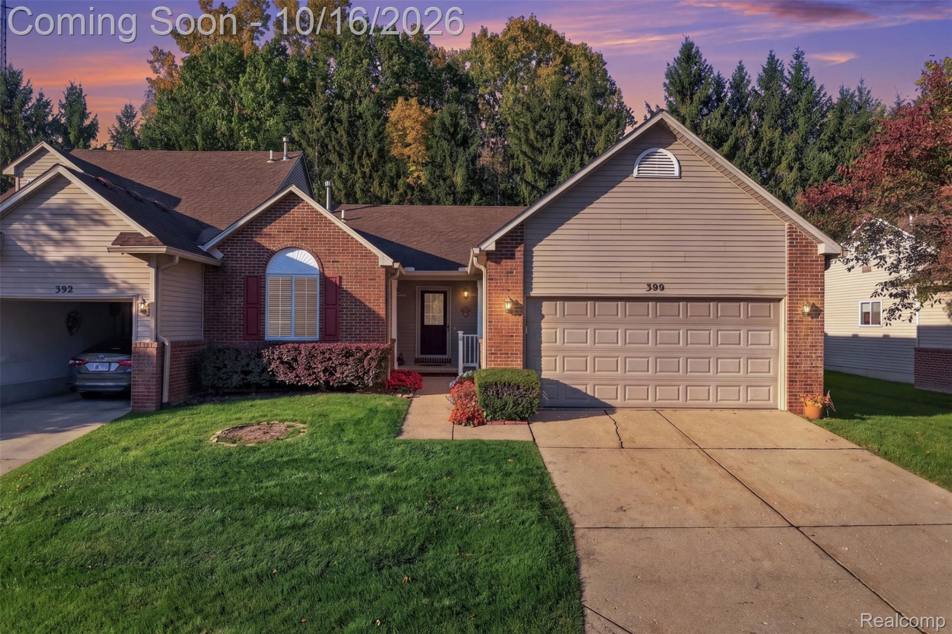 390 Woodfield Square Lane, Brighton, Mi 48116 Main Photo