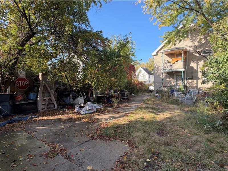 705 E 155th Street, Cleveland, OH 44110 Photo 5