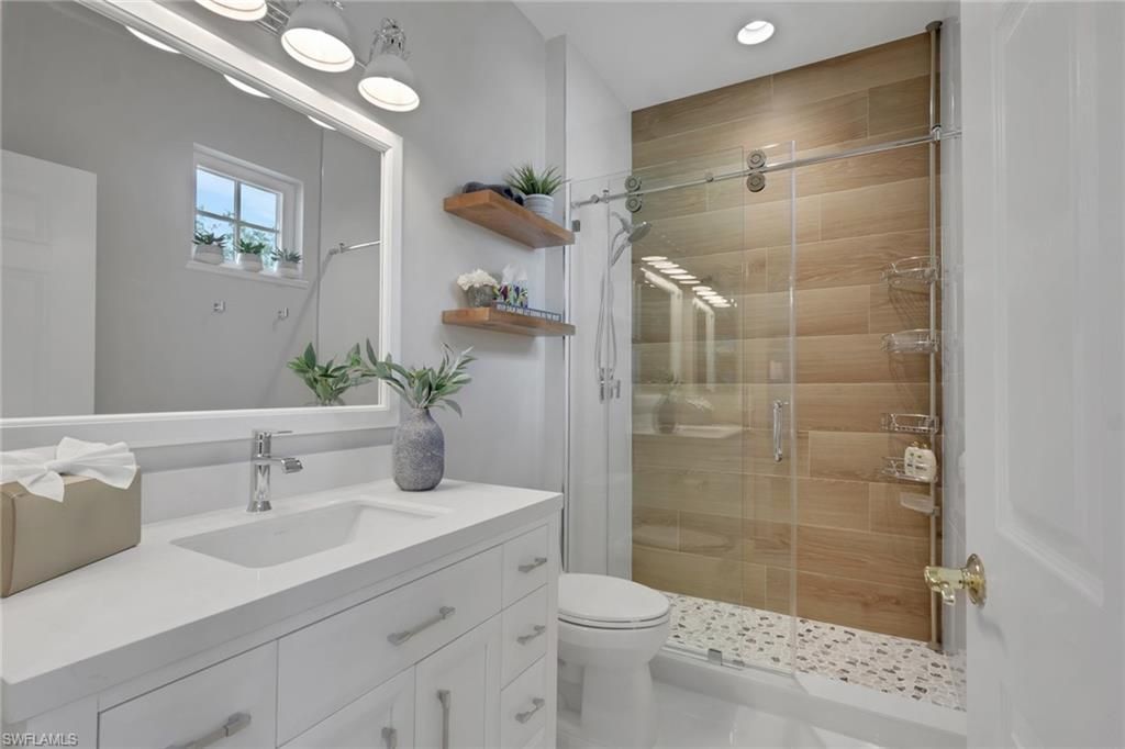 28605 San Lucas Ln, Unit 202, Bonita Springs, FL 34135 Photo