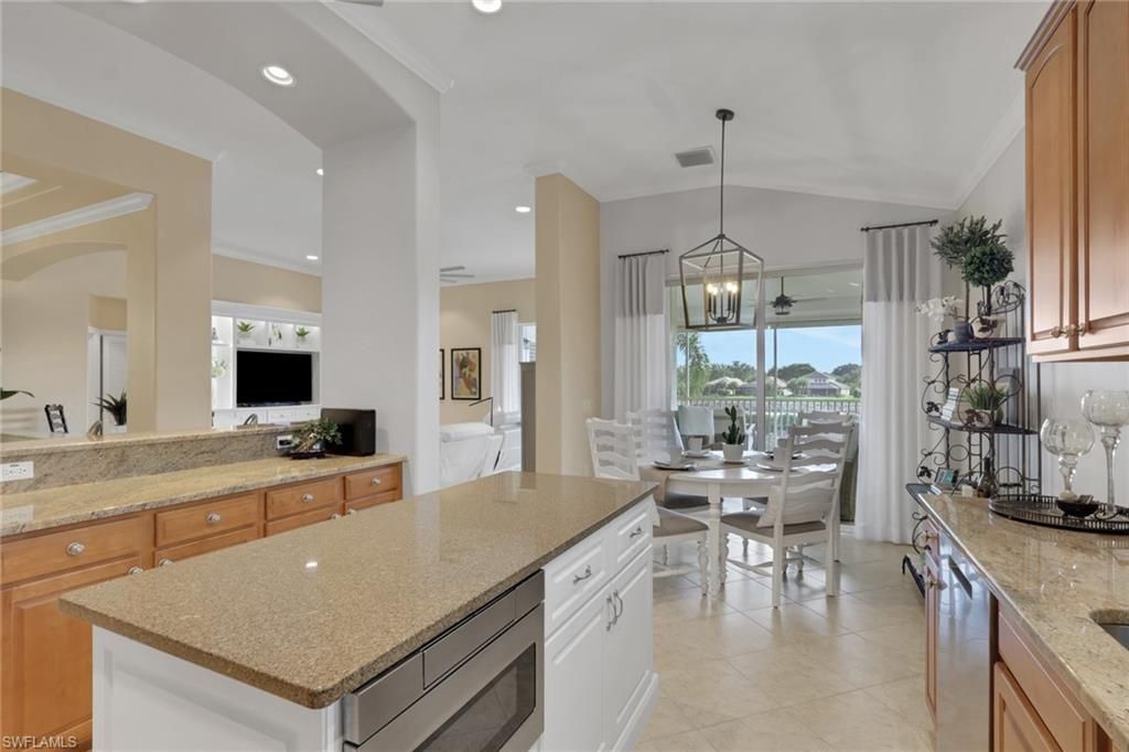28605 San Lucas Ln, Unit 202, Bonita Springs, FL 34135 Photo