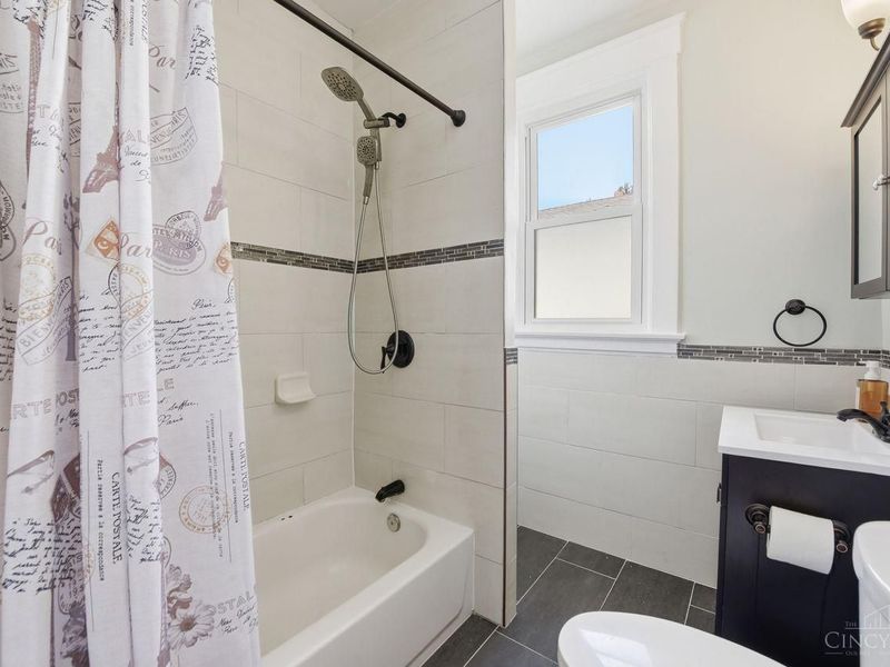 1121 Gilsey Avenue, Cincinnati, OH 45205 Photo 29