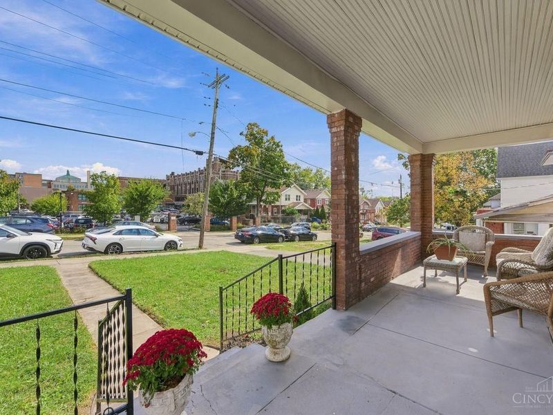 1121 Gilsey Avenue, Cincinnati, OH 45205 Photo 4