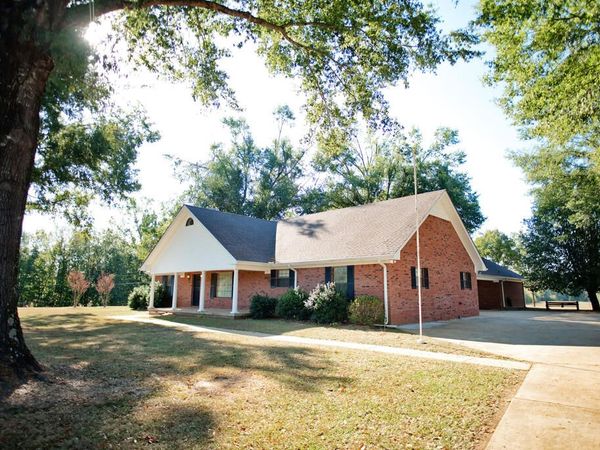 672 Hwy. 6 East, Oxford, MS 38655