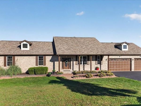 8910 Moss Farms Road , Hillsboro, MO 63050