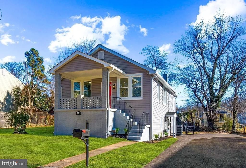 711 60TH AVENUE, CAPITOL HEIGHTS, MD 20743