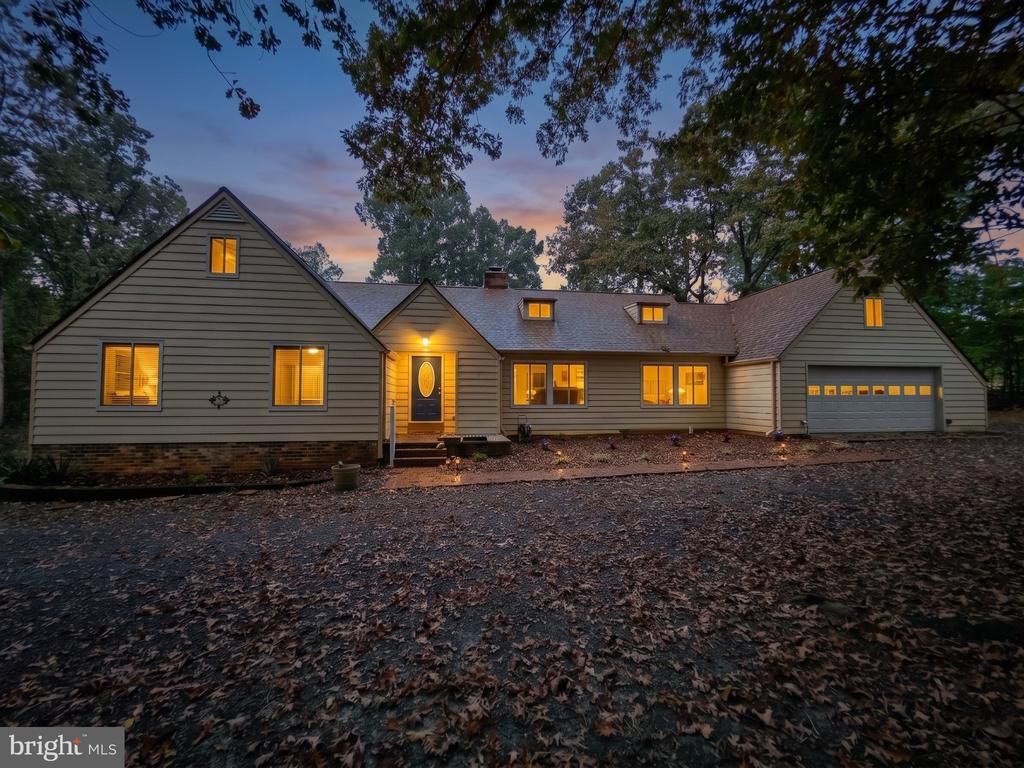 405 Walnut Shade Road, Louisa, VA 23093 Main Photo