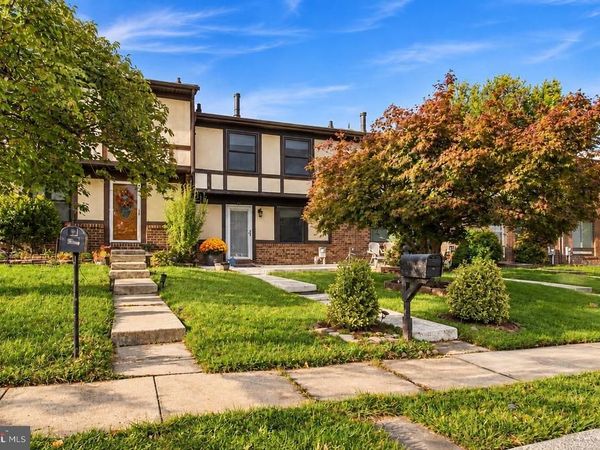 24 NEVES COURT , PARKVILLE, MD 21234