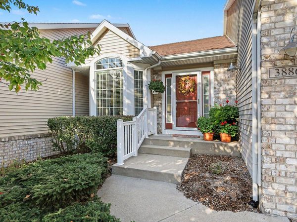 3886 Pemberton Drive SE, Unit 48, Grand Rapids, MI 49508
