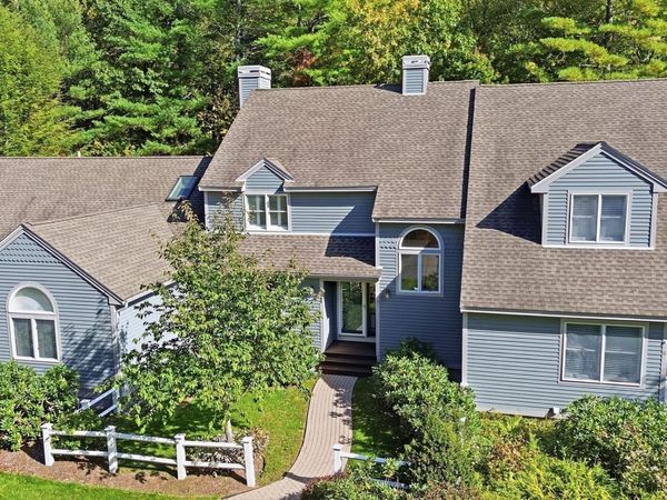 4 Deergrass Ln, Acton, MA 01720