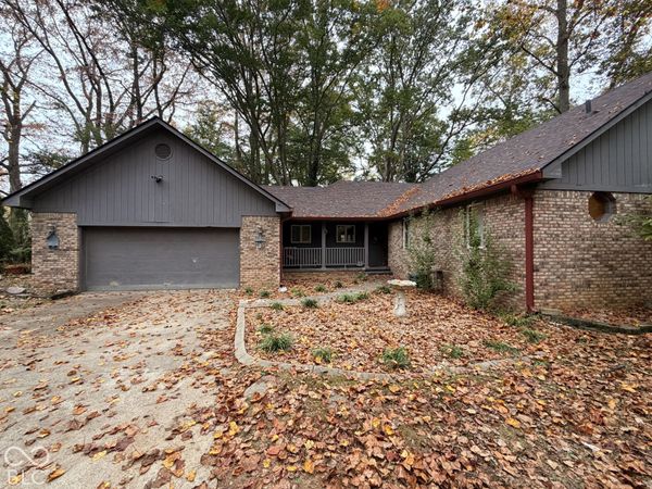 2877 Fox Lake Drive, Martinsville, IN 46151