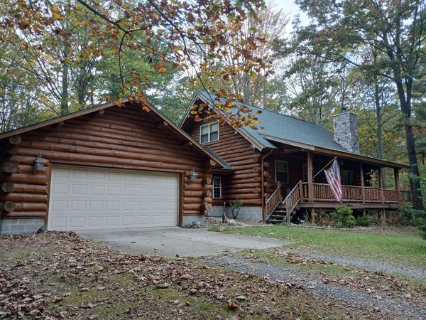 3239 N Jebavy Drive, Ludington, MI 49431