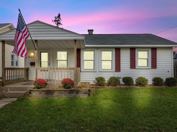 927 Aberdeen Street NE, Grand Rapids, MI 49505